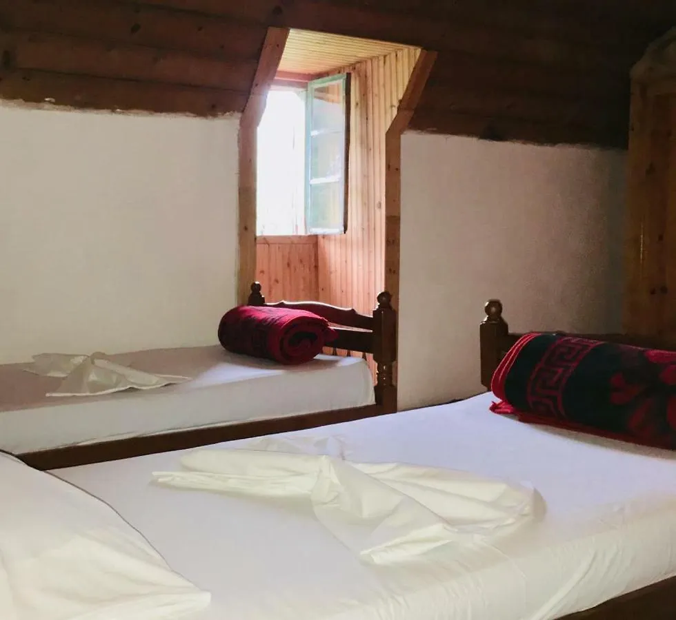 Guesthouse Dritan Tethorja Theth 4*,  Arnavutluk